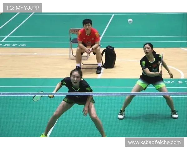 西安羽毛球队与深圳羽毛球队赛后技术分析与战术复盘探讨