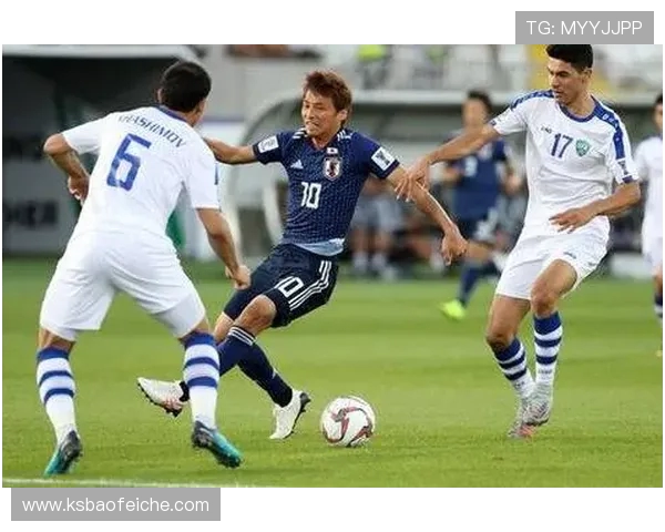不死鸟与横滨的巅峰对决展现足球激情与荣耀的较量