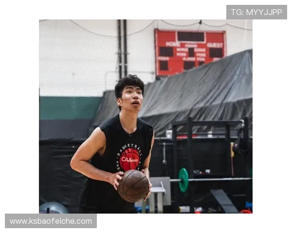 余嘉豪的成长之路与未来展望：从篮球新星到职业运动员的蜕变与挑战