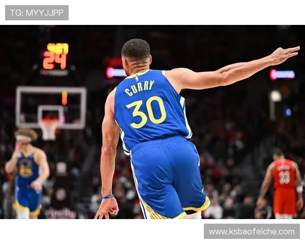 勇士与开拓者激战正酣腾讯直播精彩瞬间回顾与分析