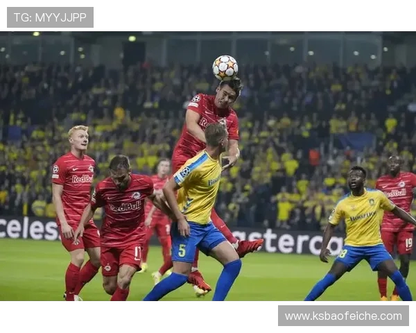 柏德博恩主场迎战弗赖堡期待激烈对决与精彩进球